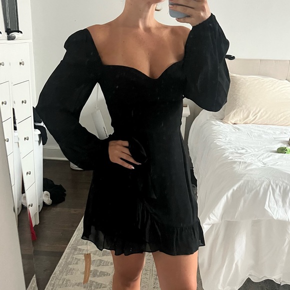 Reformation Cammi Mini Dress in Black - Picture 6 of 9